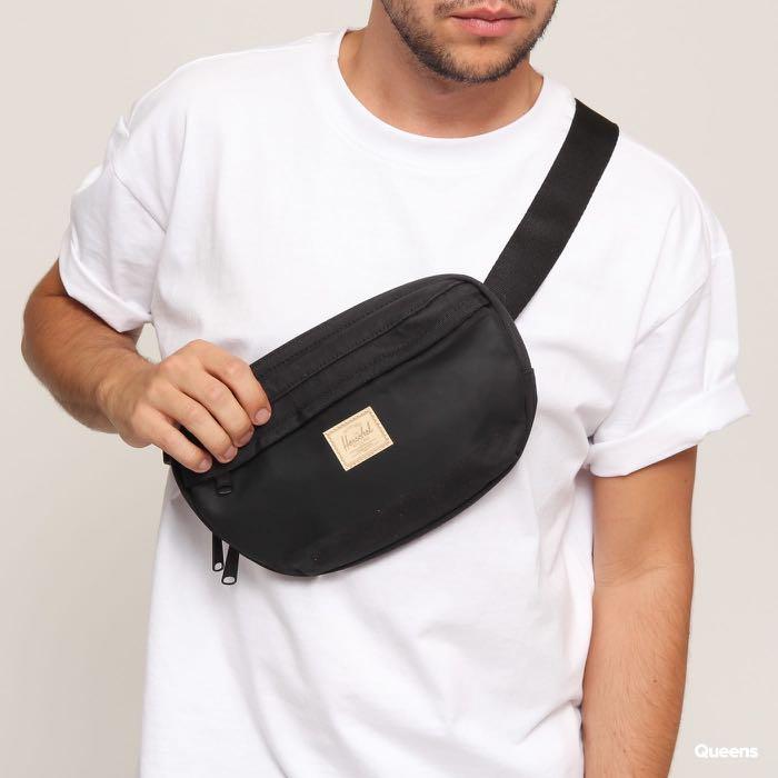 Herschel nineteen best sale hip pack