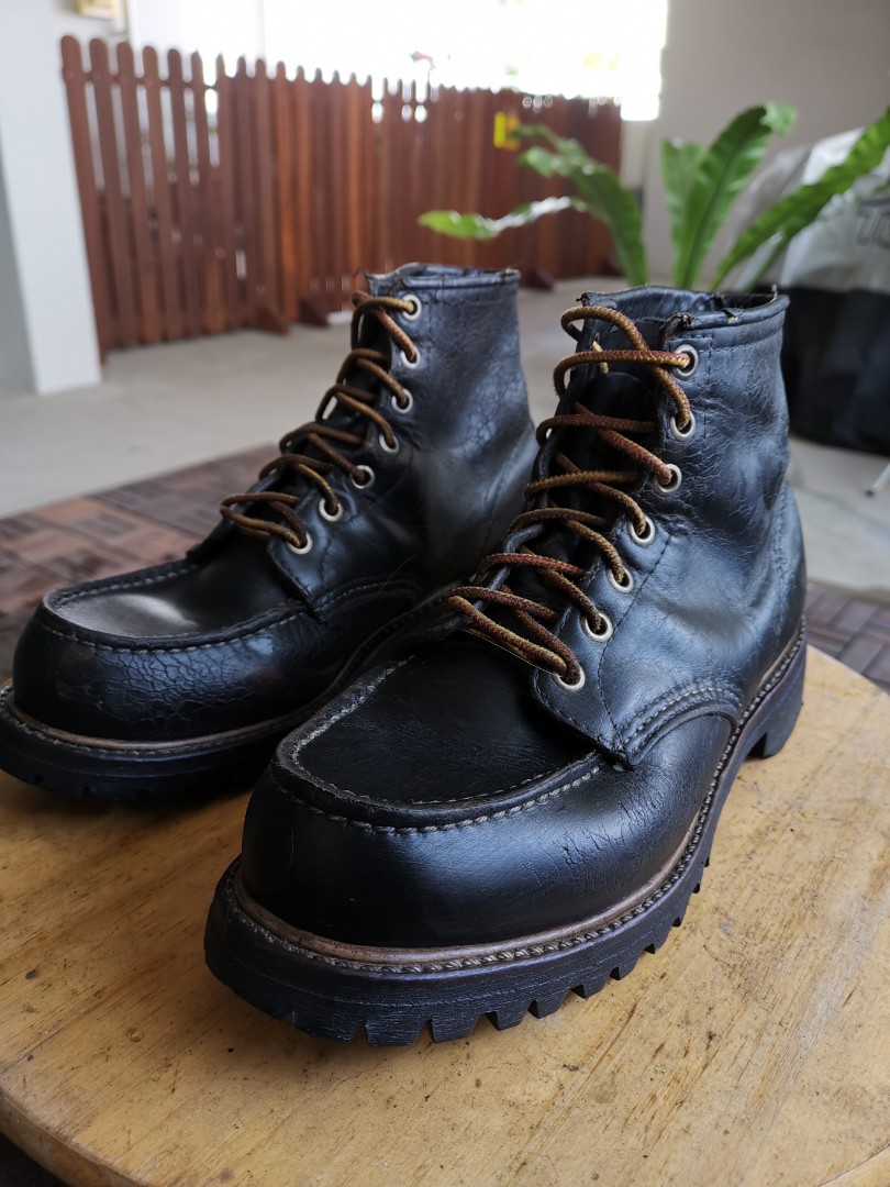 Red Wing 8176 Moc-Toe, Men's Fashion, Footwear, Boots on Carousell