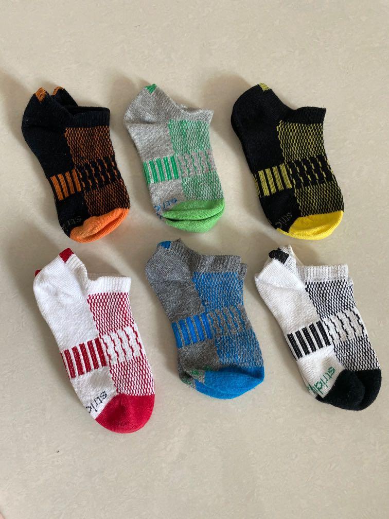 Stride Rite Socks (Category: Babies & Kids Fashion) located in Kuala Lumpur. Submitted by puremoon_puremoon (Listing ID 285123587, Image 1). Description: Half of them are unworn (new) They’re thin & comfortable material I think it’s for 2-3yo. Pls refer to pic for measurement .