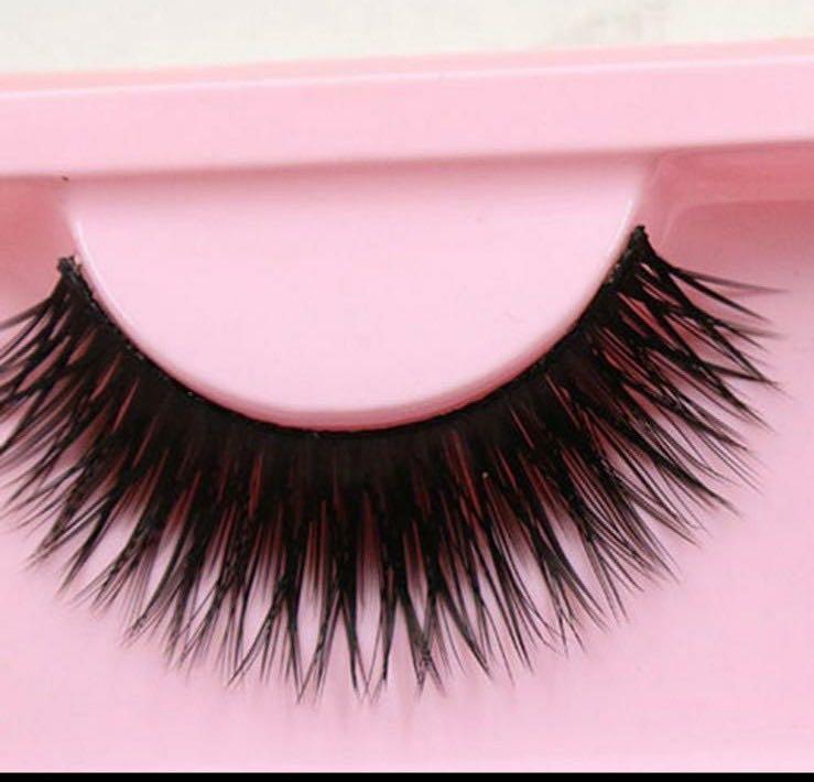 Thick dramatic lashes (Category: Makeup) located in Singapore. Submitted by hanadya (Listing ID 285099723, Image 2). Description: Type: False Eyelash Set Material: Synthetic Fibers Length: 1.6cm/0.63" #Eye #Eyelashes #EyelashExtensions #FakeEyelash #False #FalseEyelash #MakeupAccessory #Thicklashes #dramaticlashes.