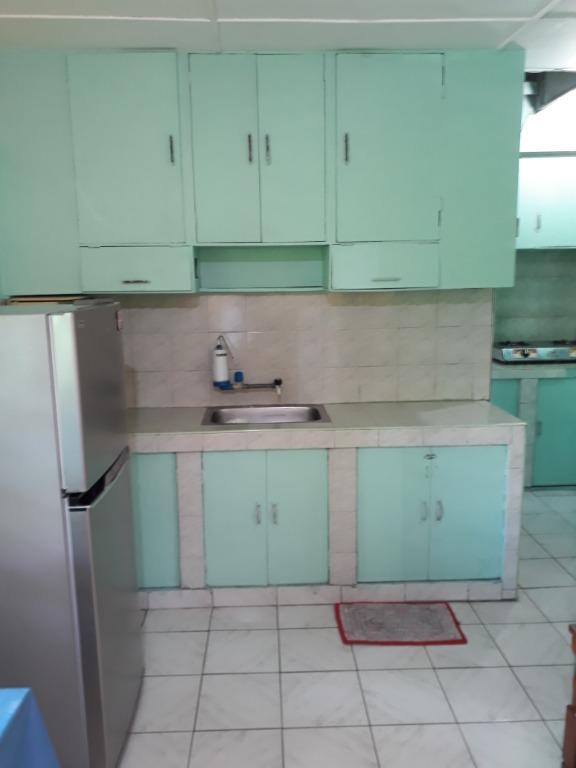 Apartment 4 bedroom at sta.cruz,manila NEAR UST & Bambang LRT 1