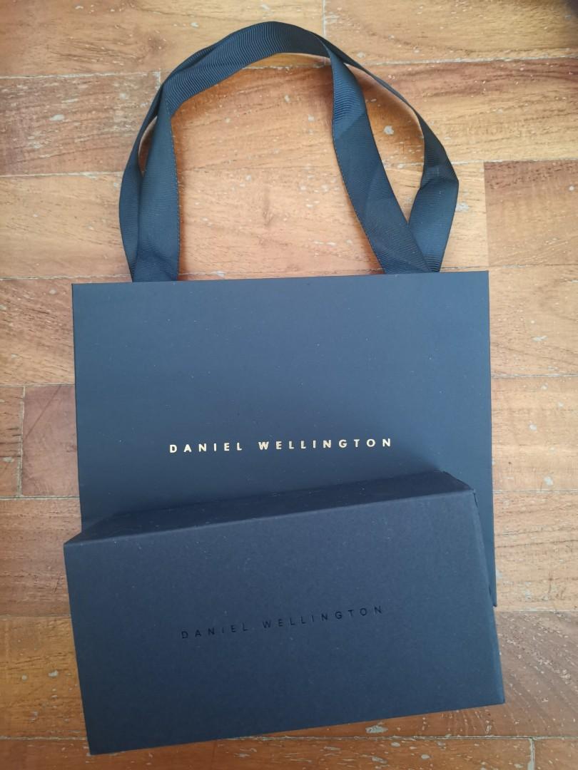 Daniel wellington store paper bag