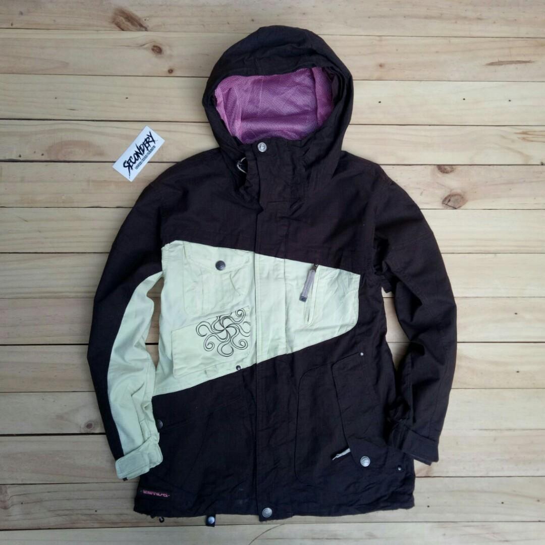 Estivo snowboard jacket discount