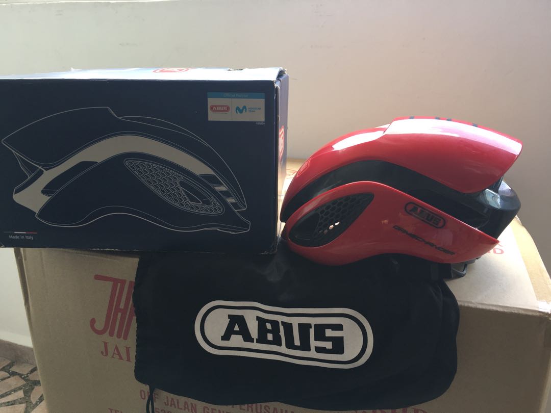 Helmet ABUS, Sports Equipment, Bicycles & Parts, Parts & Accessories on