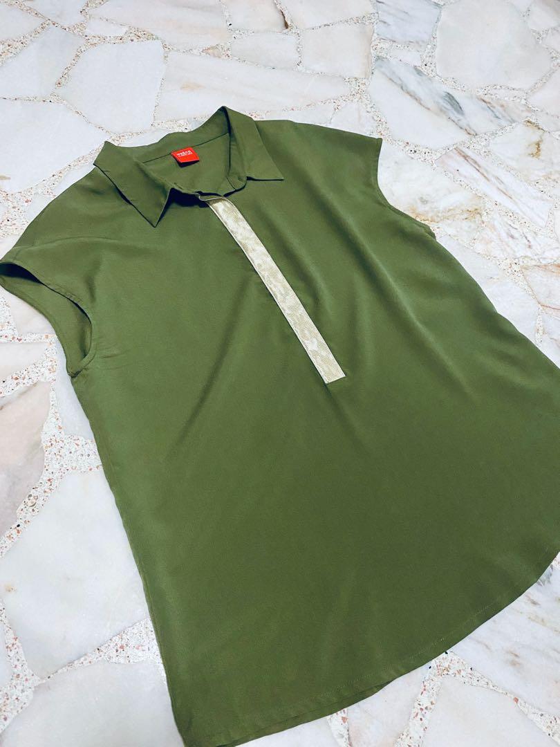 Gold short shop sleeve shirt