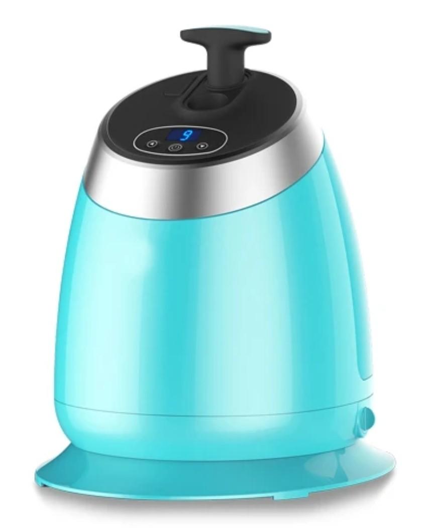 Tylr Digital Iron Garment Steamer (Category: Water Purifiers & Dispensers) located in Manila. Submitted by aaronmerchandise (Listing ID 285358788, Image 1). Description: Tylr Digital Iron Garment Steamer This versatile hot air steamer is perfect for disinfection and killing germs on fabrics and all surfaces. Heats up in 45 seconds , delivers 1580 watts of hot steam for 40 minutes. ​Price : P 6950.