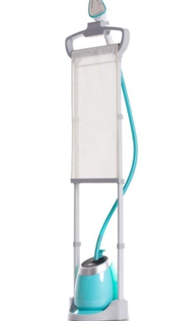 Tylr Digital Iron Garment Steamer (Category: Water Purifiers & Dispensers) located in Manila. Submitted by aaronmerchandise (Listing ID 285358788, Image 3). Description: Tylr Digital Iron Garment Steamer This versatile hot air steamer is perfect for disinfection and killing germs on fabrics and all surfaces. Heats up in 45 seconds , delivers 1580 watts of hot steam for 40 minutes. ​Price : P 6950.