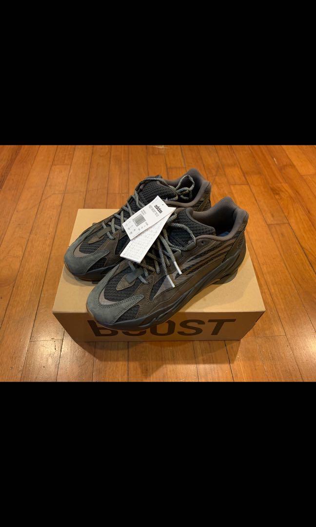 yeezy 700 11.5