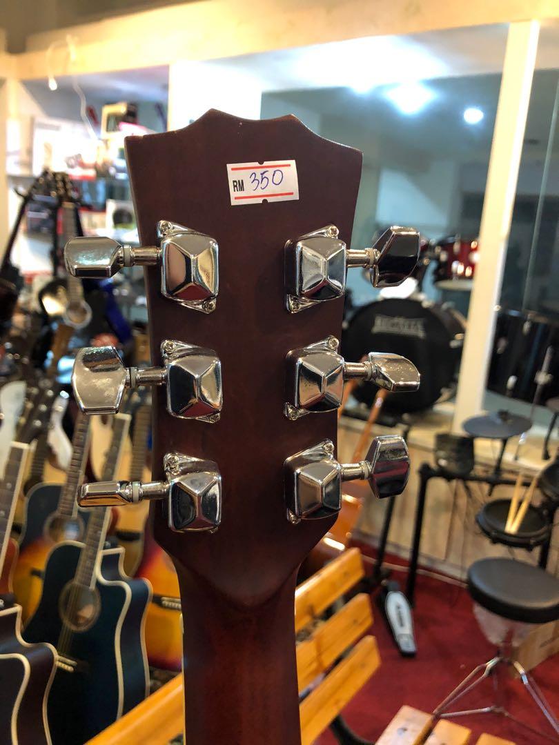 A&K Acoustic Guitar AK220 CE (CS), Hobbies & Toys, Music & Media