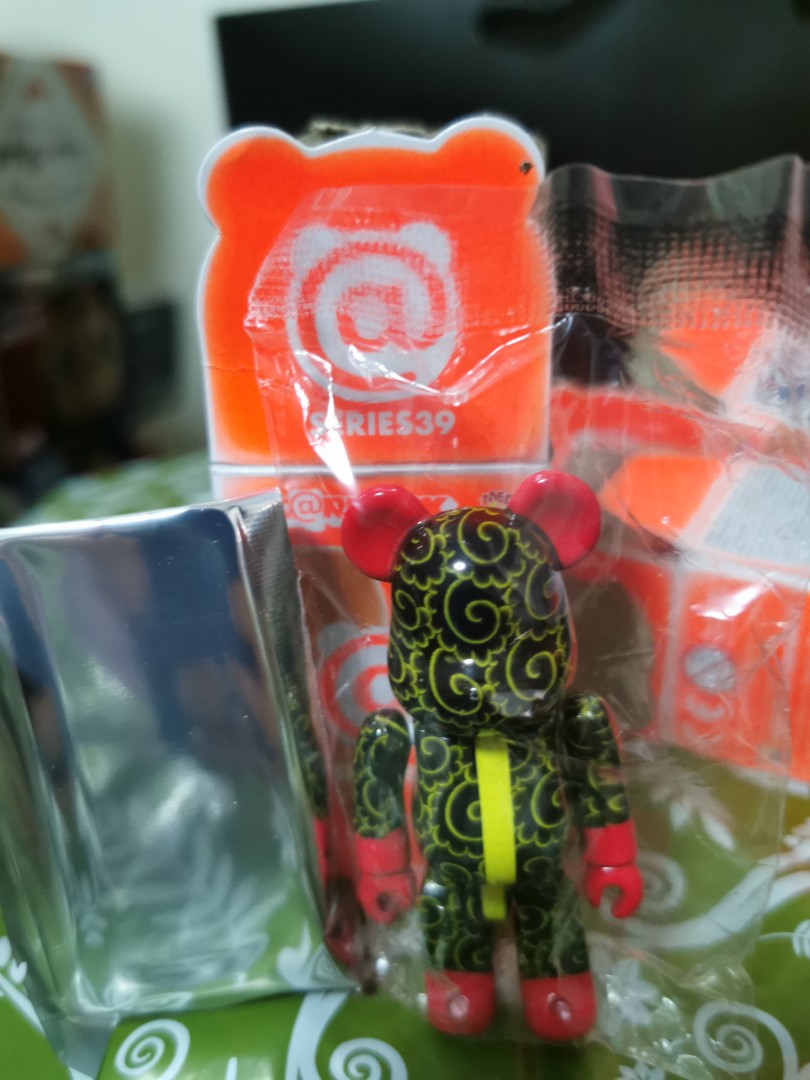 bearbrick have a good time