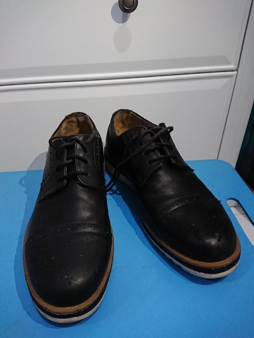 Bata discount dr martens