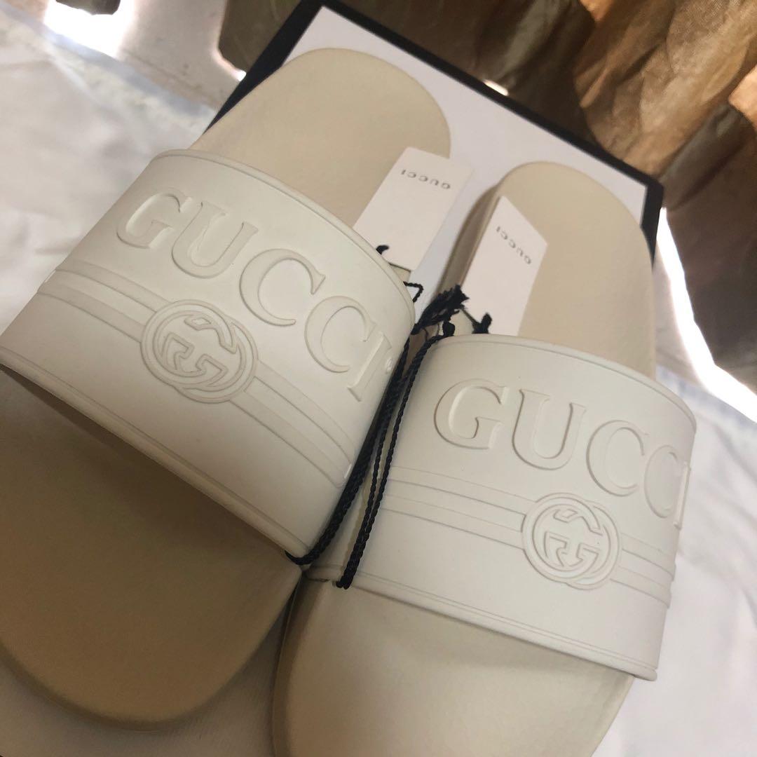 Gucci Pursuit Logo Slides Cream White G9