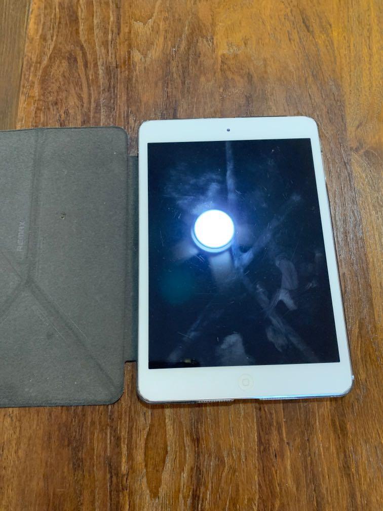 Ipad Mini (Category: iPad) located in Singapore. Submitted by sunilw (Listing ID 285457486, Image 1). Description: Not working iPad mini for sale. Can be used for spare parts.. .