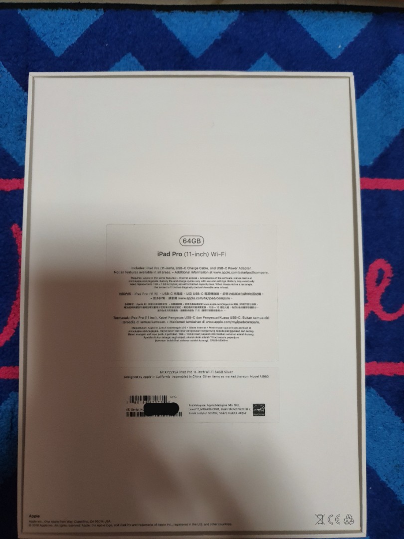 iPad pro 11 2018 64gb wifi set with keyboard