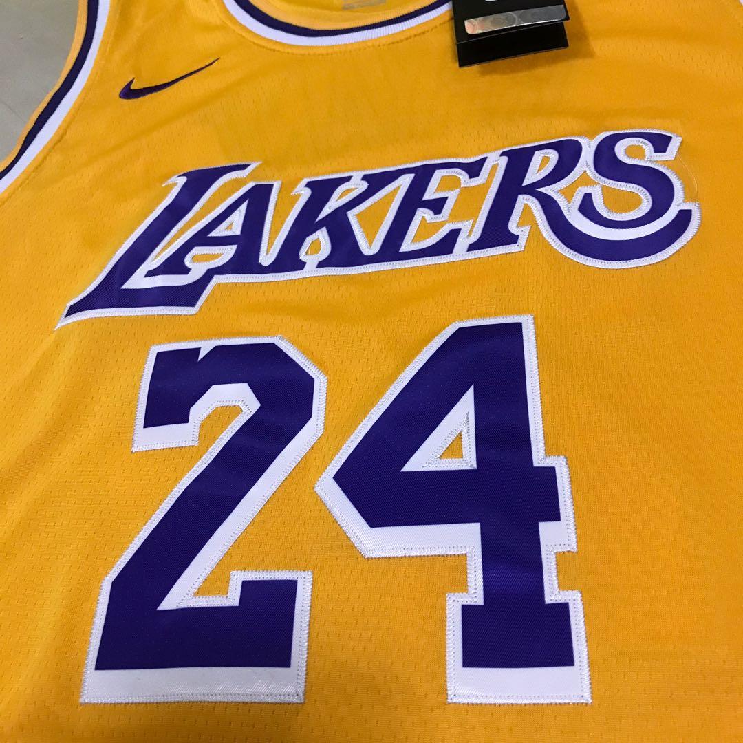 Kobe Byrant La Lakers Nba Jersey M 48 Sports Sports Apparel On