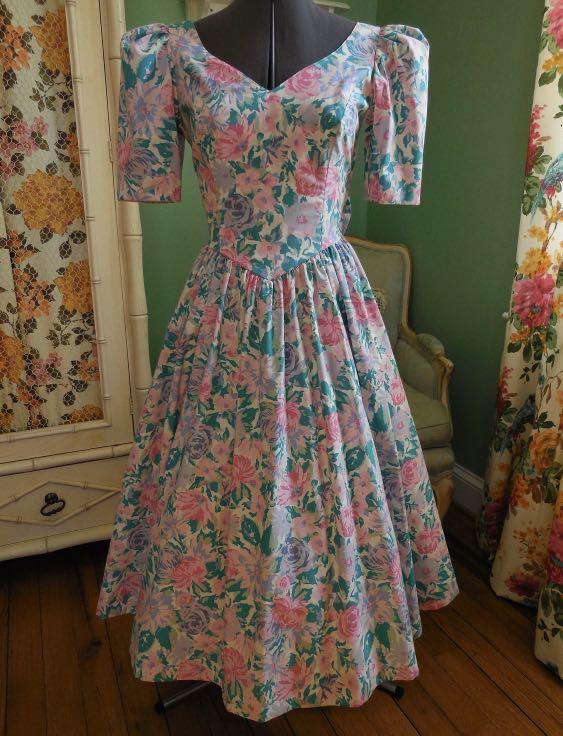 Laura Ashley vintage tea dress, Women's 