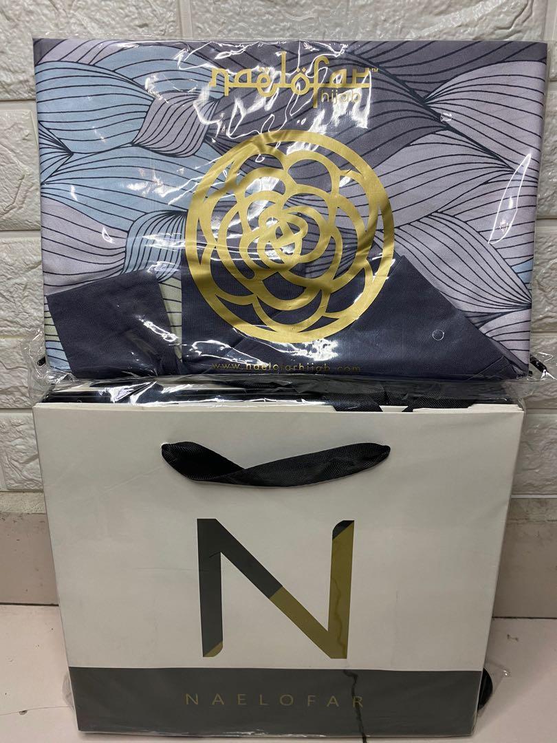 neelofa instant shawl