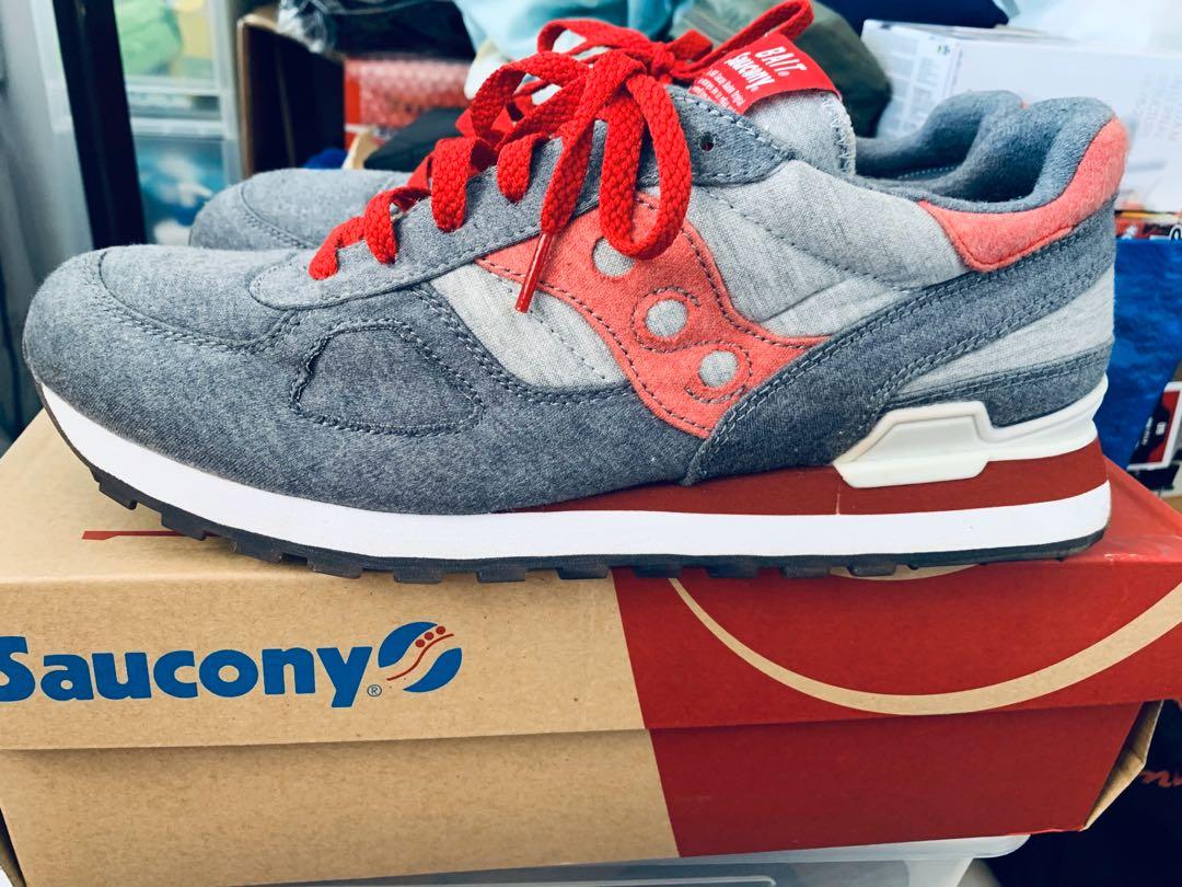 saucony central world