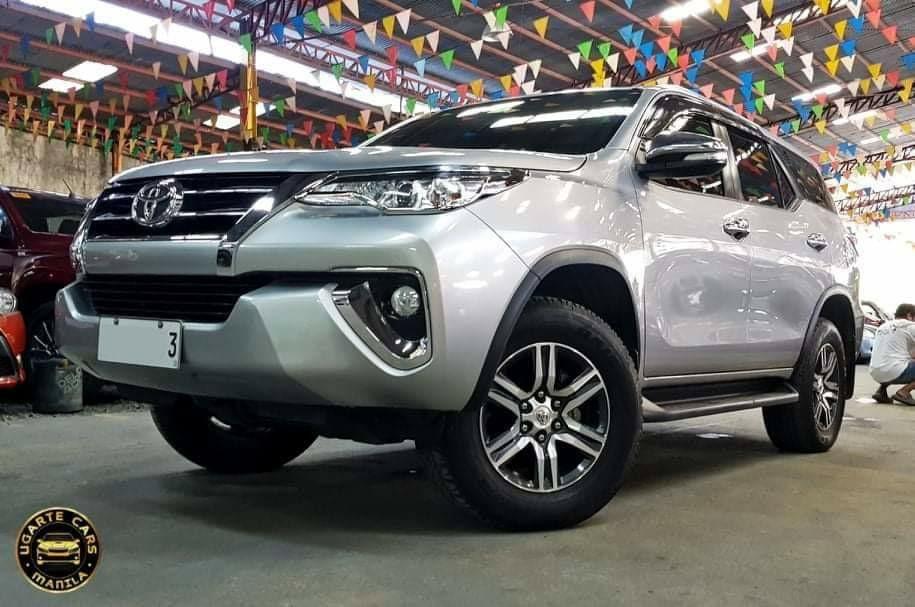 Toyota 2022 Fortuner  2 4 4x2  G DSL MT Manual Cars for 