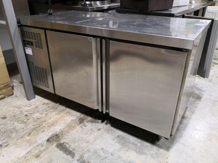 5ft x 2.5ft COUNTER CHILLER