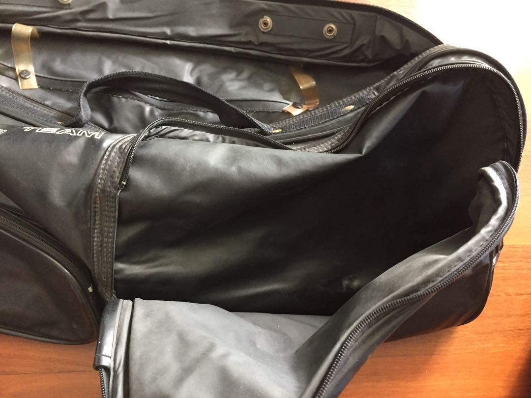 Donnay black tennis duffle bag, Sports Equipment, Sports & Games