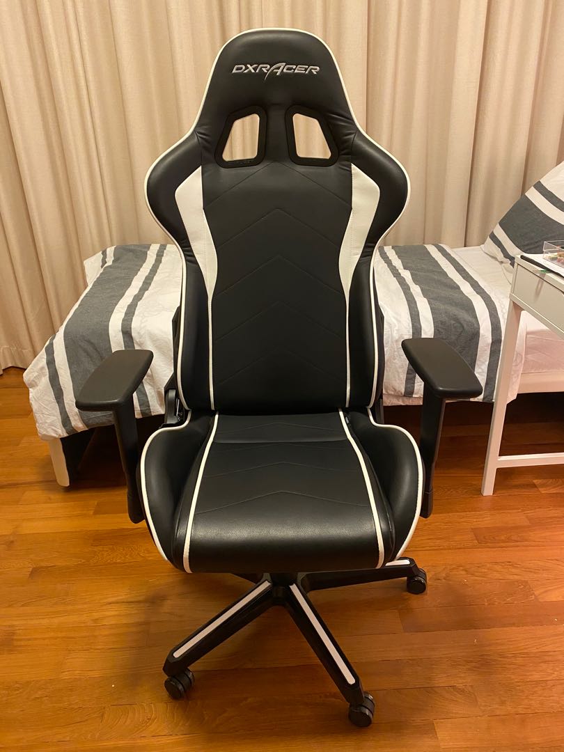 DXracer formula chair, Furniture & Home Living, Furniture, Chairs on