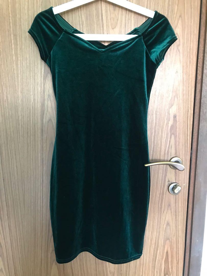 petite green velvet dress