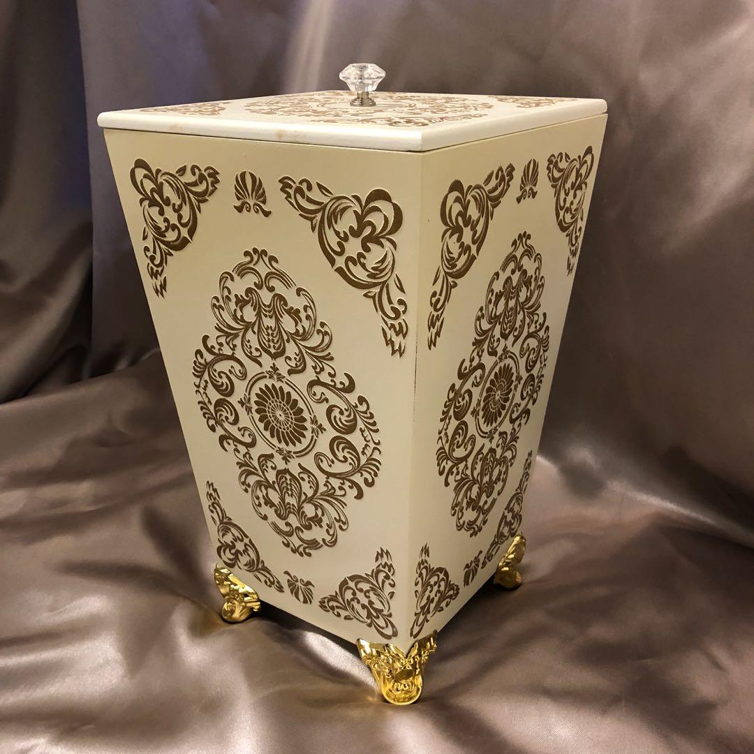 French Dustbin With Lid 03 Furniture Home Living Cleaning Homecare Supplies Waste Bins Bags On Carousell