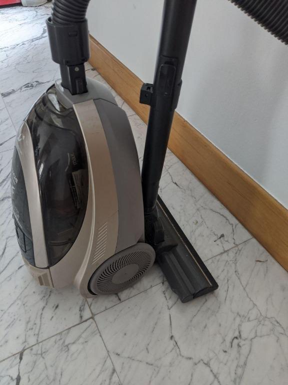 Hitachi Vacuum Cleaner CVSH20V Excellent Condition, TV & Home Appliances, Vacuum Cleaner