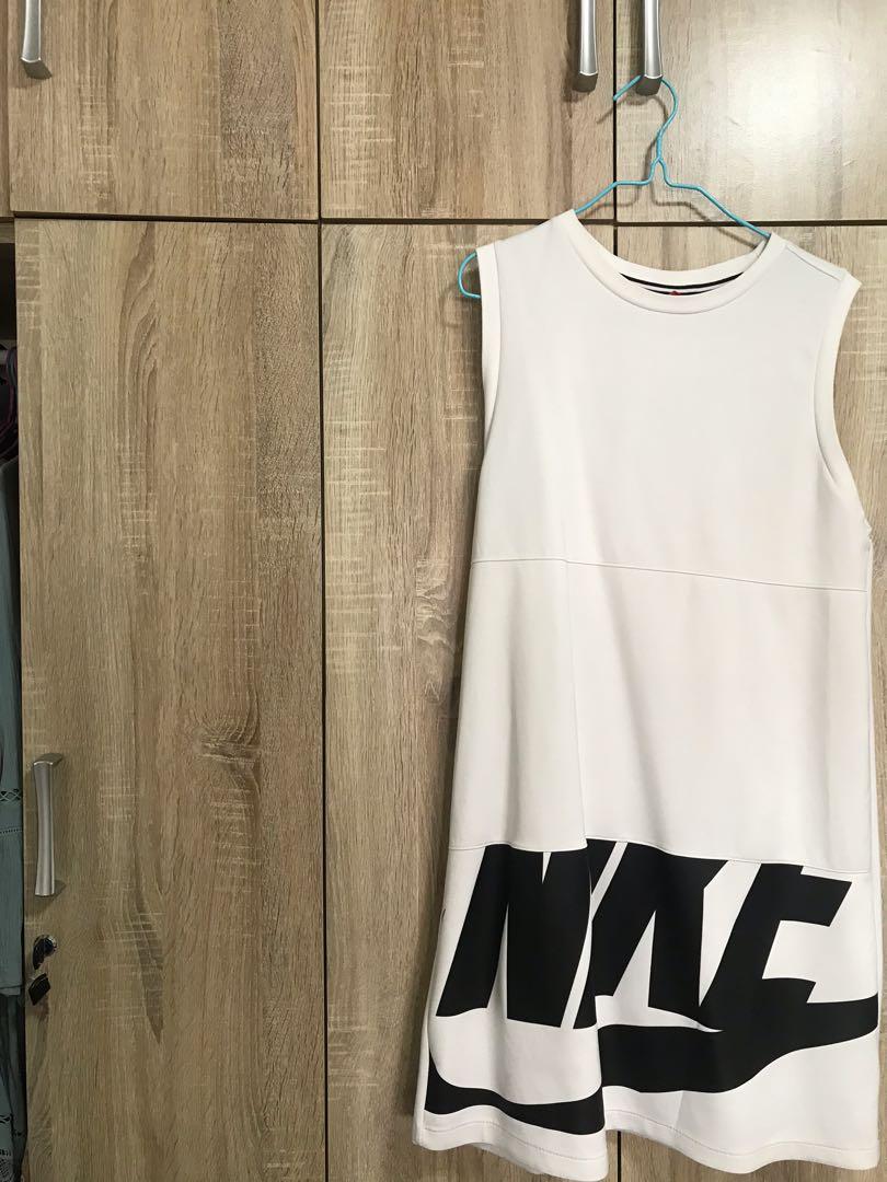 Nike irreverent dress outlet