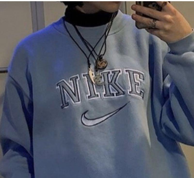 nike vintage spell out sweater