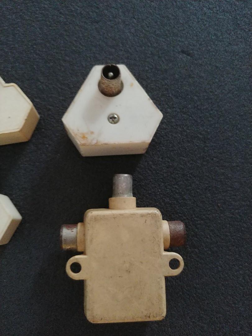 Vintage old school UV mixer (UHF, VHF), Hobbies & Toys, Memorabilia ...