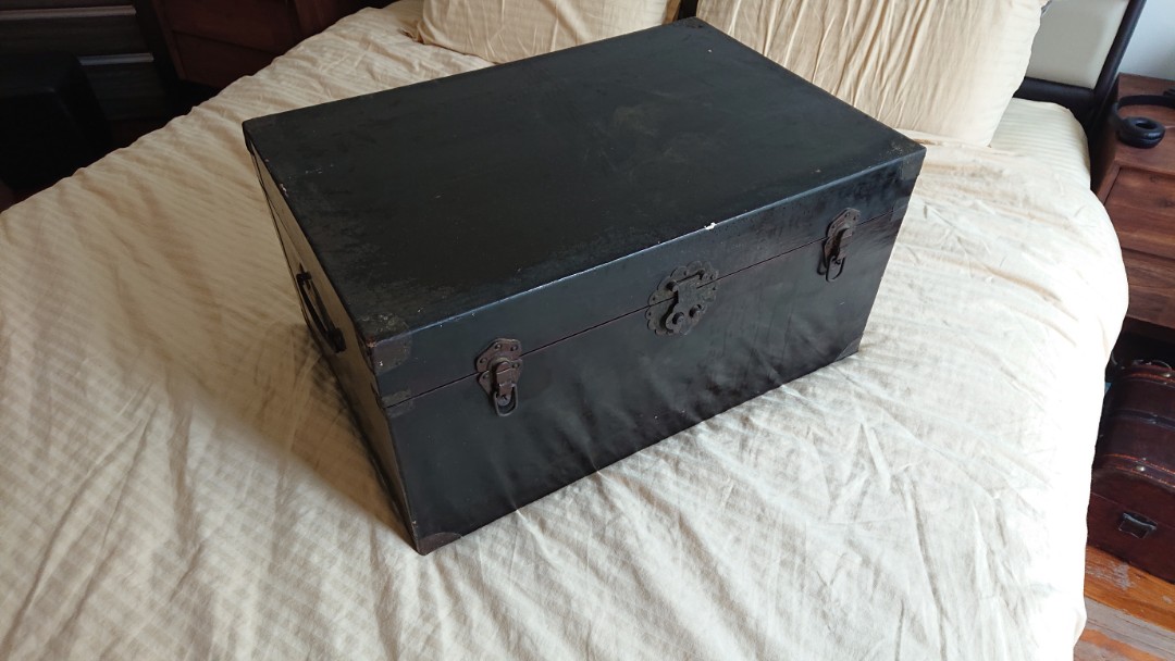 Vintage Treasure Chest, Furniture & Home Living, Furniture, Tables