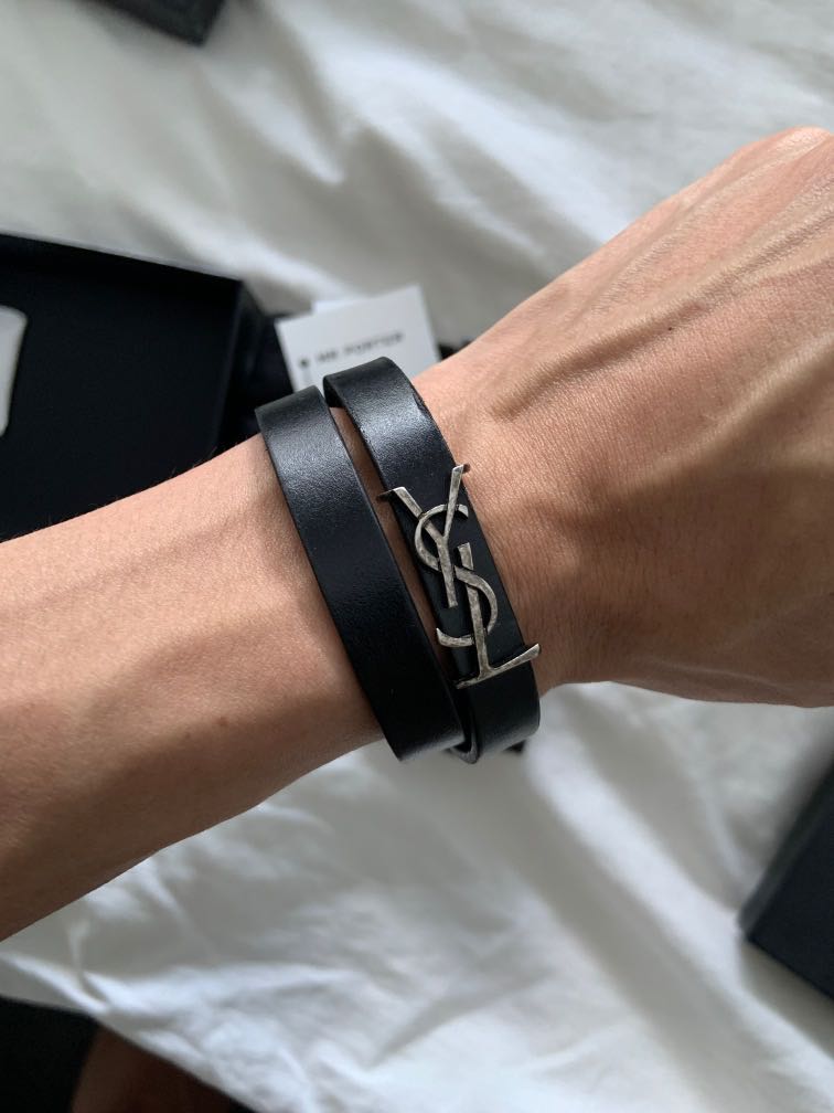 CASSANDRE double-wrap bracelet in leather | Saint Laurent | YSL.com