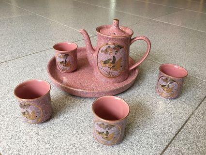 Pinky Vintage Tea Set