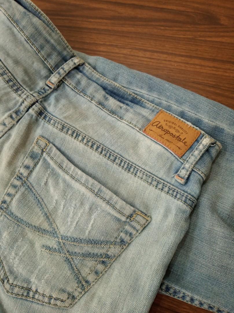 faded maong pants