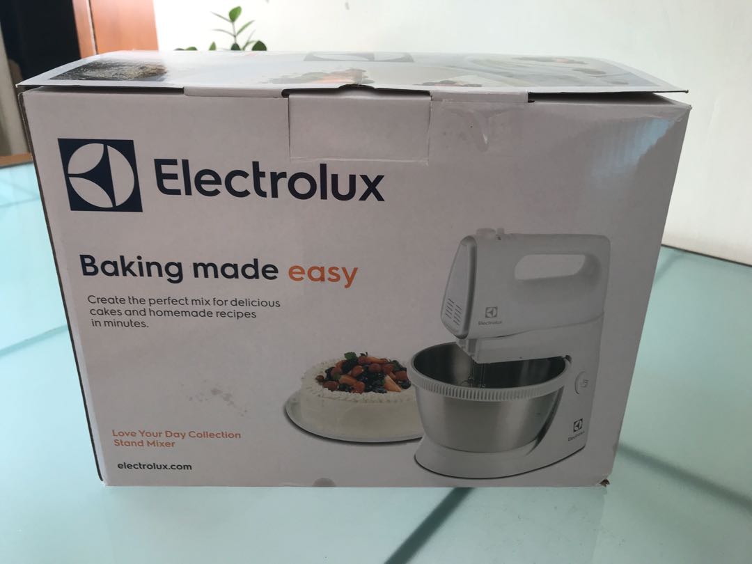 Electrolux white Stand Mixer 3.5L, TV & Home Appliances, Kitchen