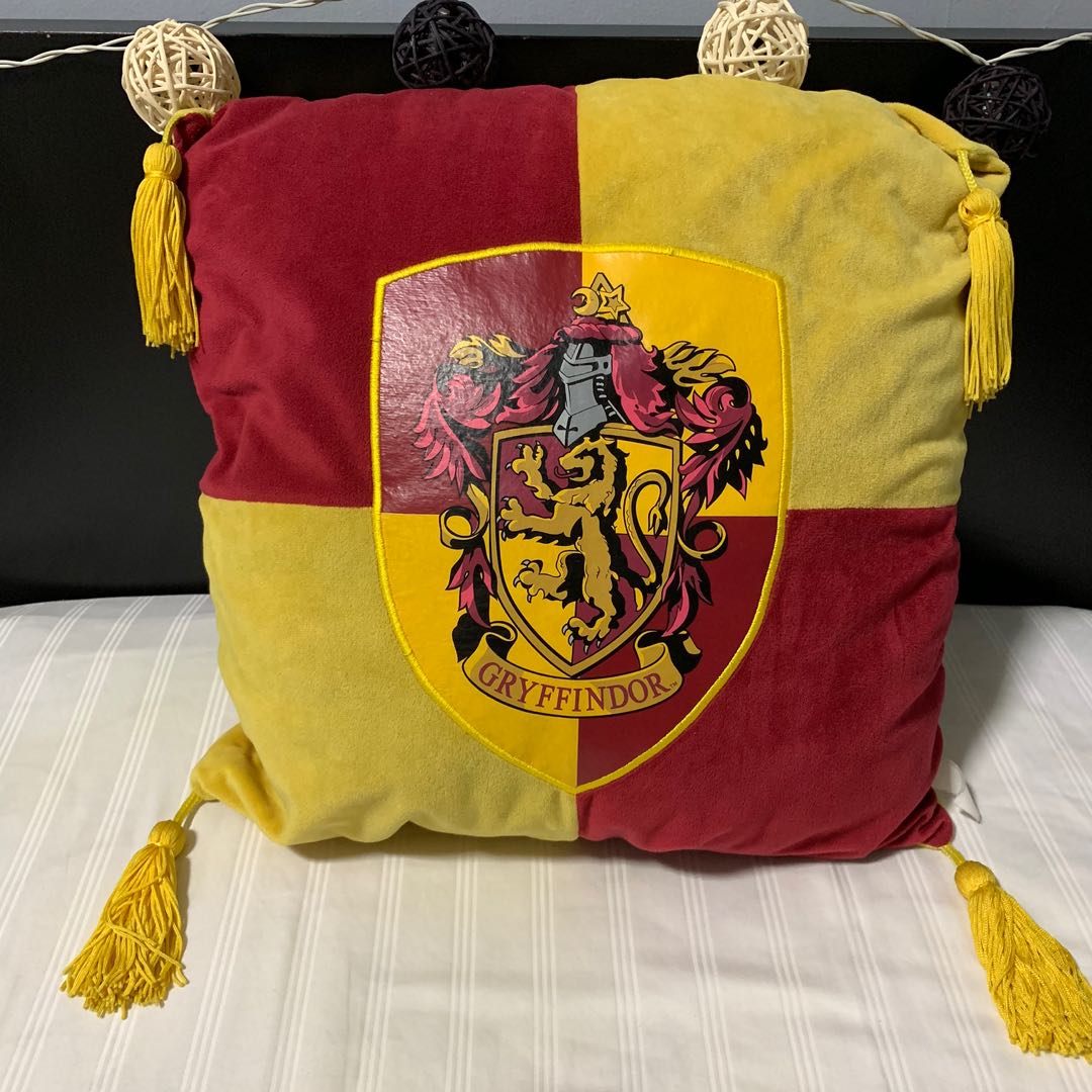 gryffindor pillow
