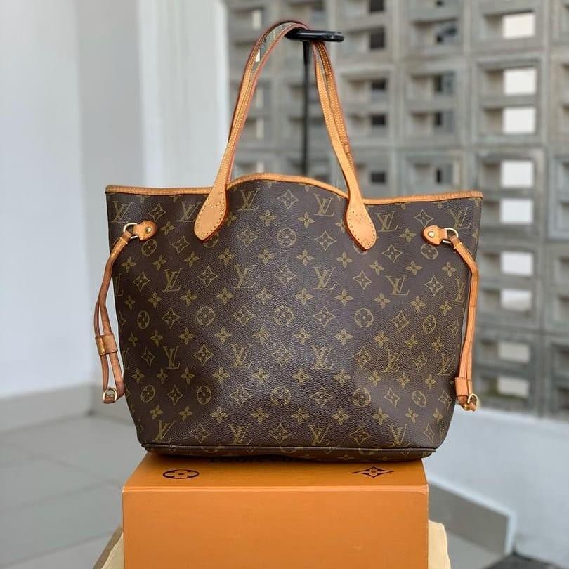 Lv neverfull bb, Luxury, Bags & Wallets on Carousell