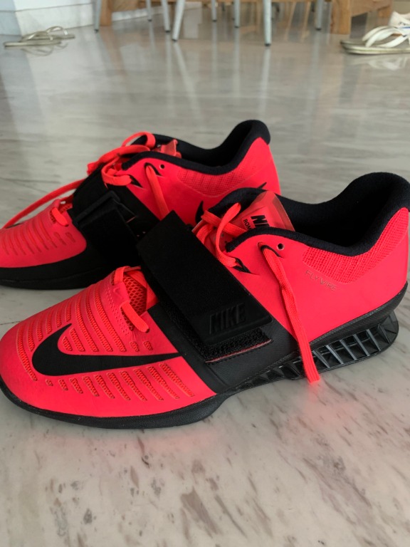 Romaleos 3 on sale solar red