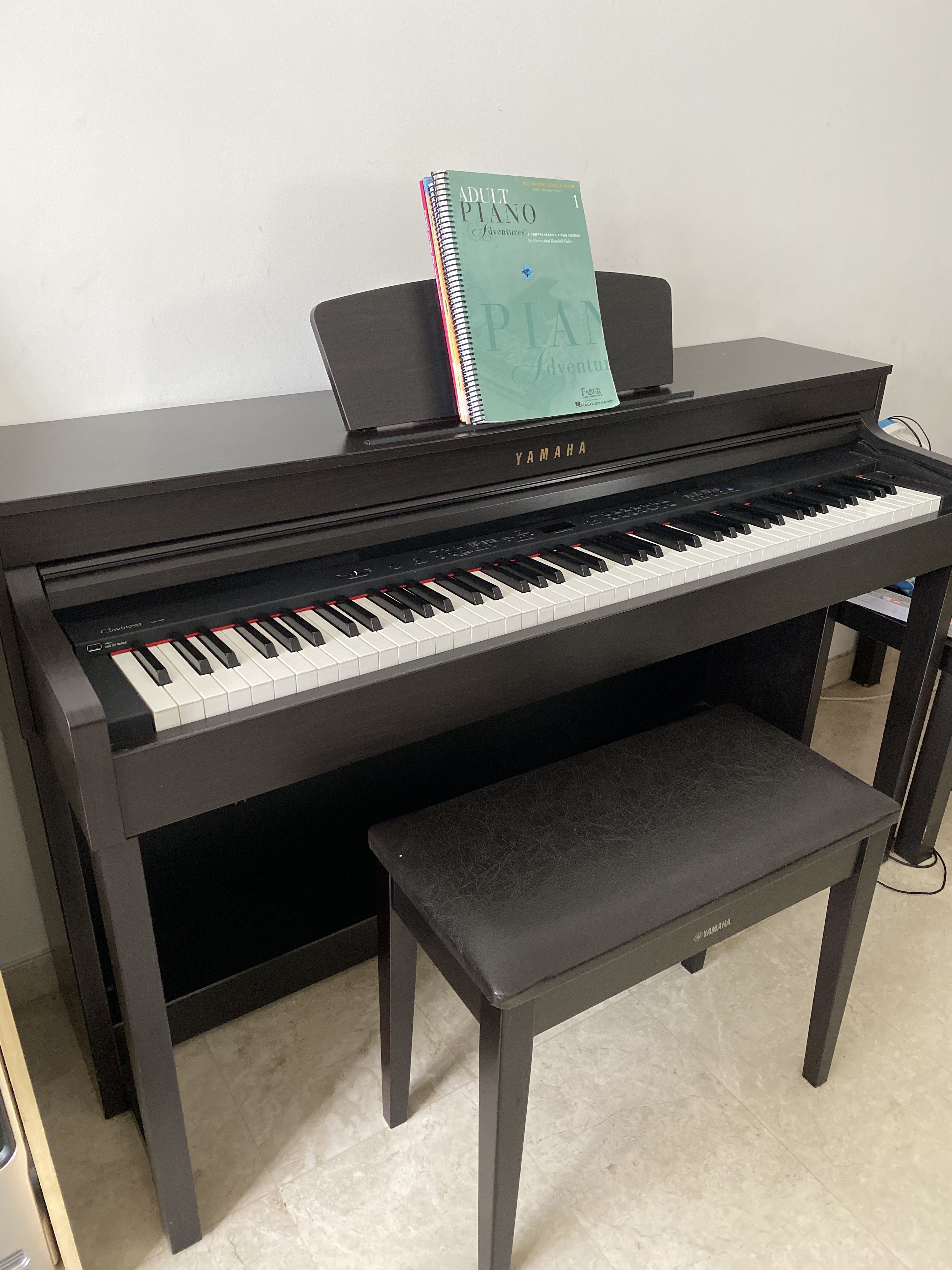 Yamaha Clavinova CLP430, Hobbies & Toys, Music & Media, Musical