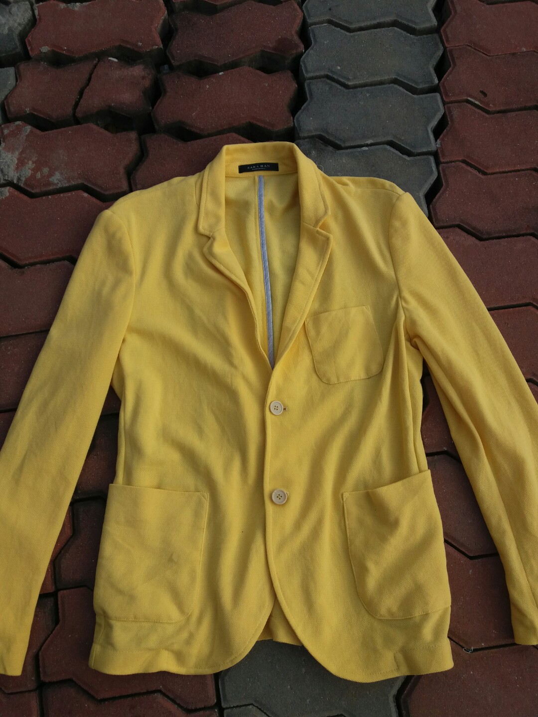 Zara man yellow jacket Men s Fashion Tops Sets Formal Shirts on Carousell