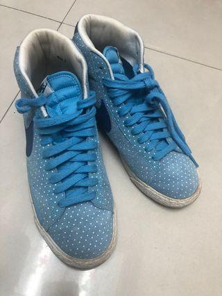 贈送Nike高筒鞋25.5