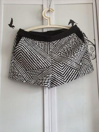 Nichii Shorts Pants