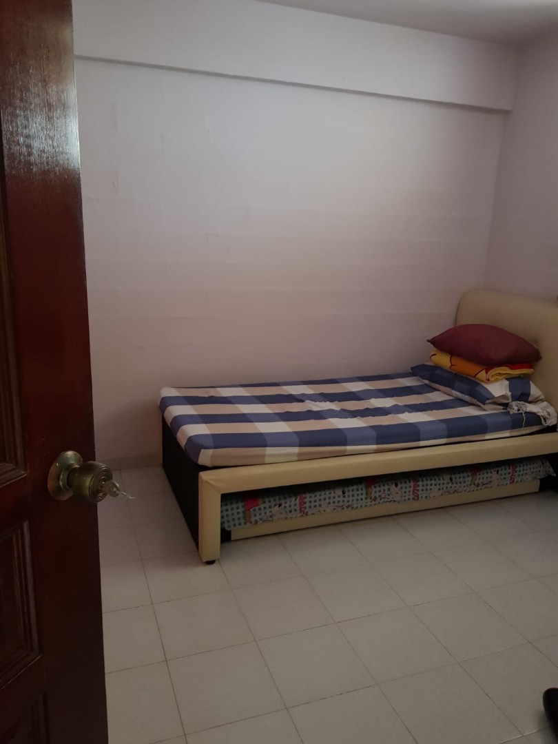 (Category: ) located in . Submitted by esther_soh (Listing ID 285997015, Image 1). Description: .