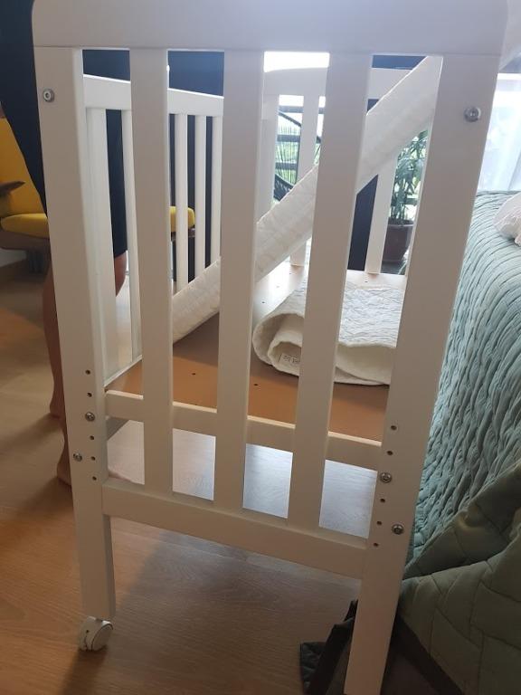 Alfred bedside crib 2025