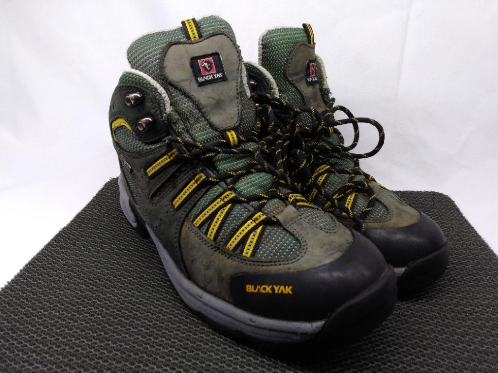 Black new arrivals yak boots