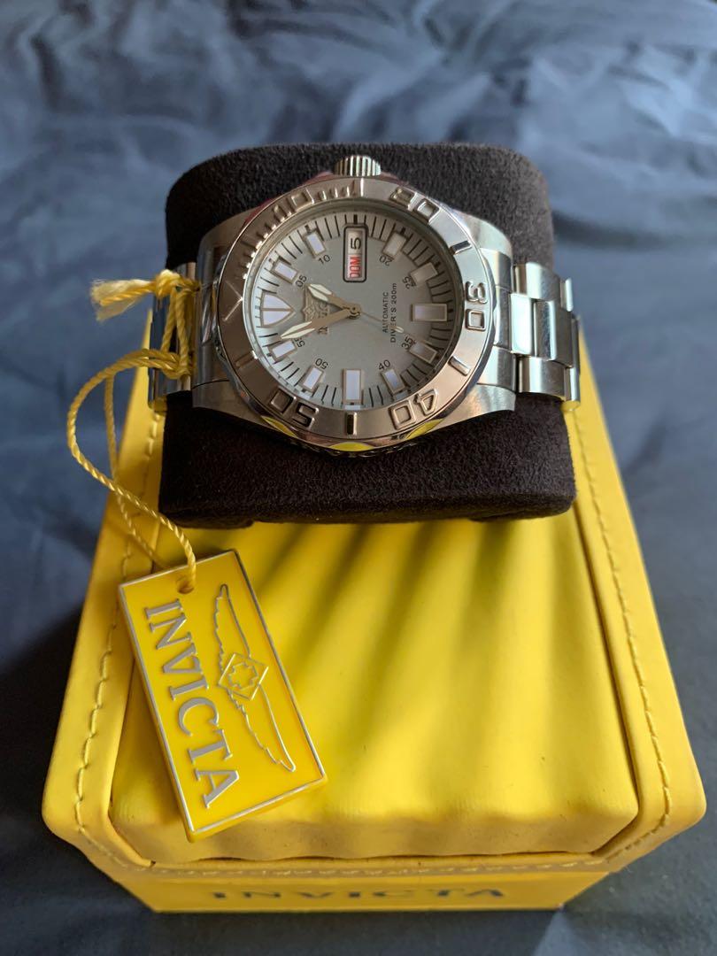 Invicta 7048 outlet