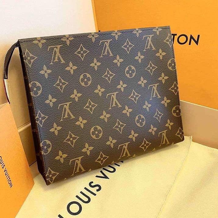 Louis Vuitton TOILET POCKET 26 Monogram Brown Leather ref.152157 - Joli  Closet