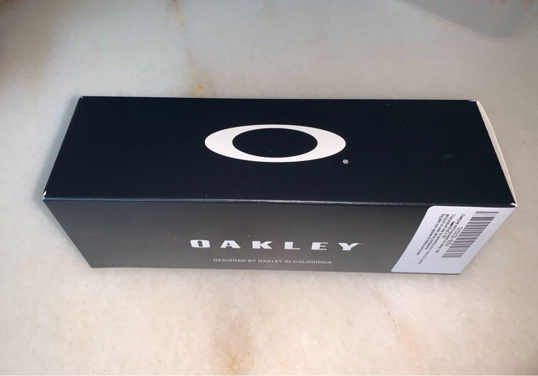 oakley box